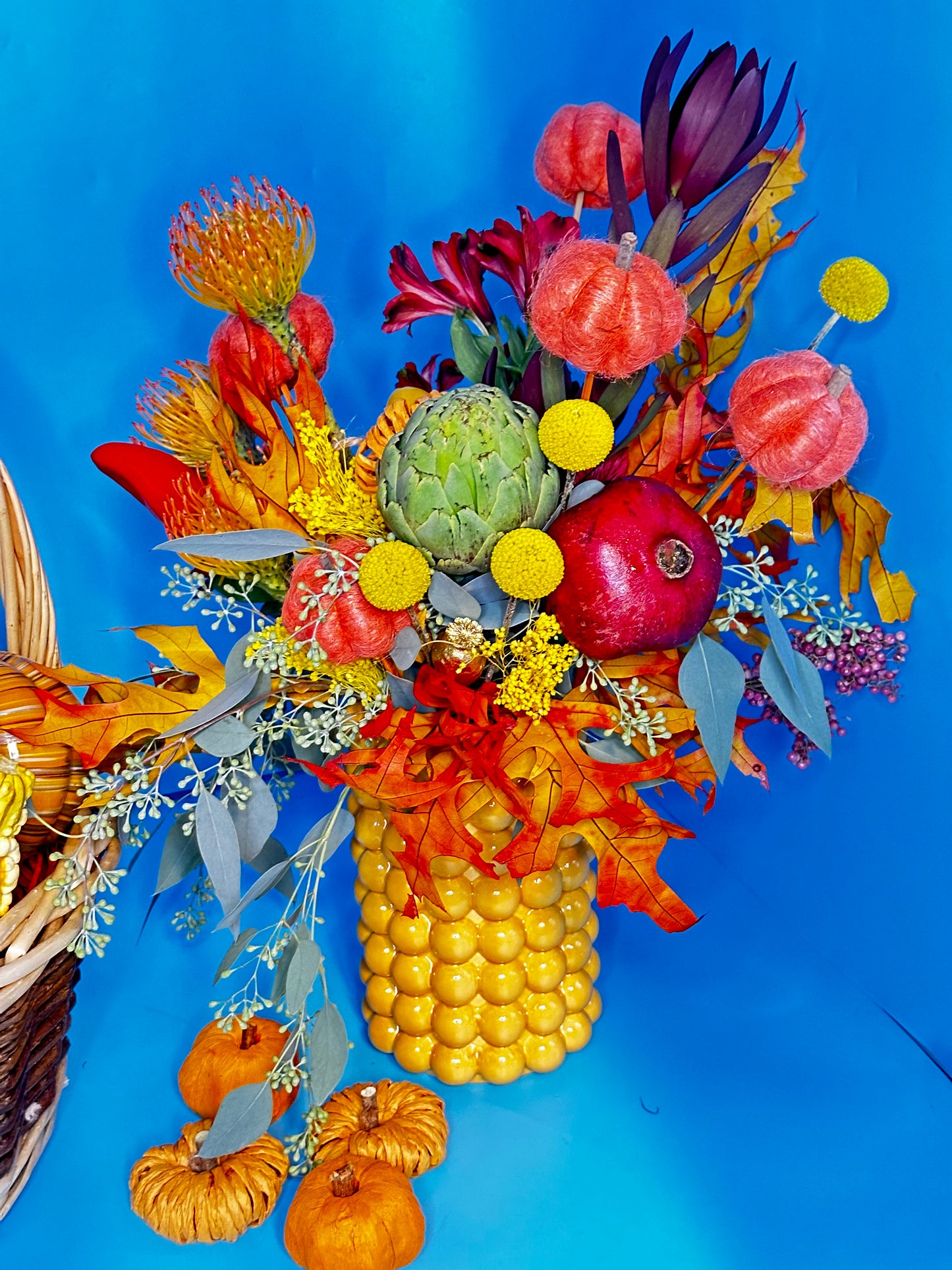 Thanksgiving Basket with Fall-Style Fresh Flowers