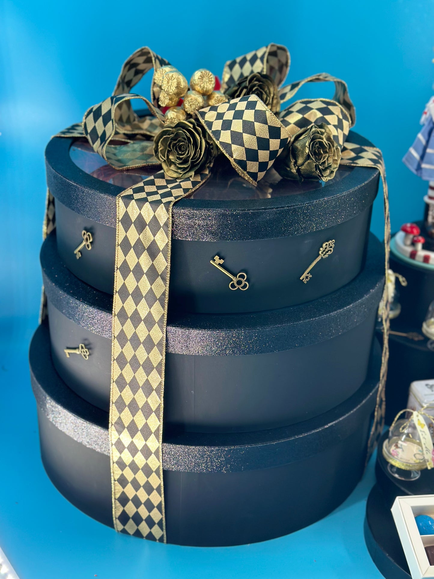Alice in Wonderland Signature Gift Tower Set