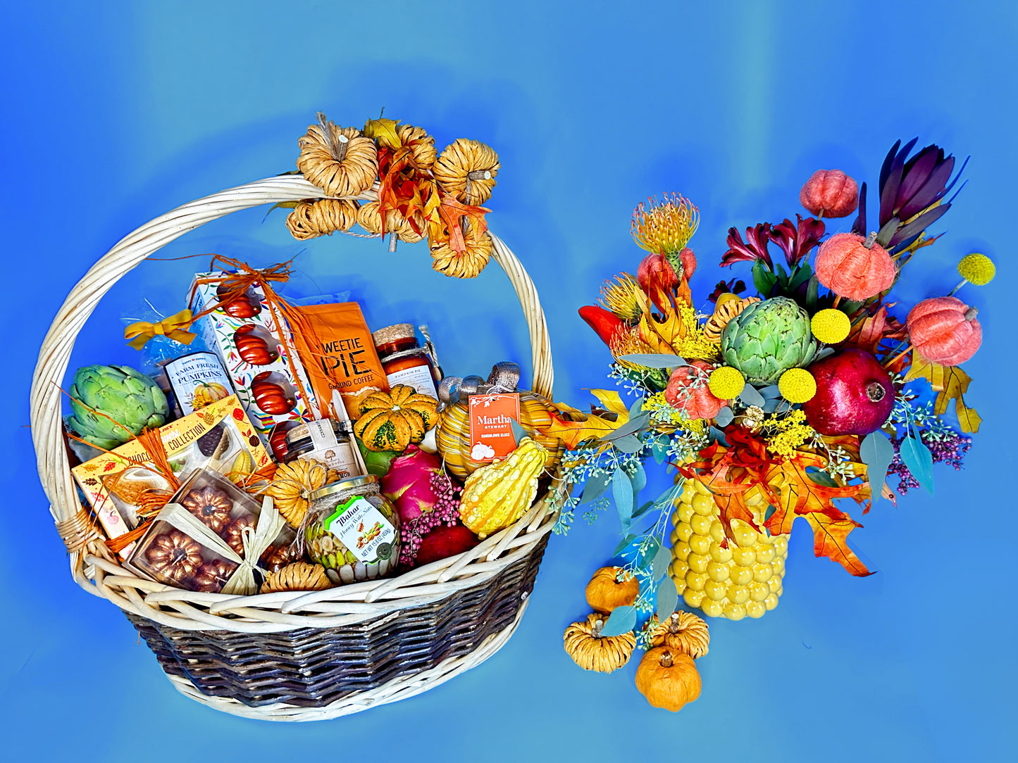 Thanksgiving Basket with Fall-Style Fresh Flowers