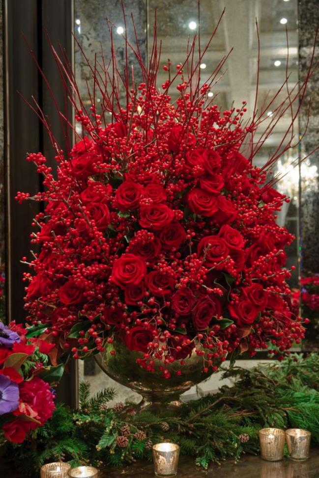 # 81 Christmas in Red