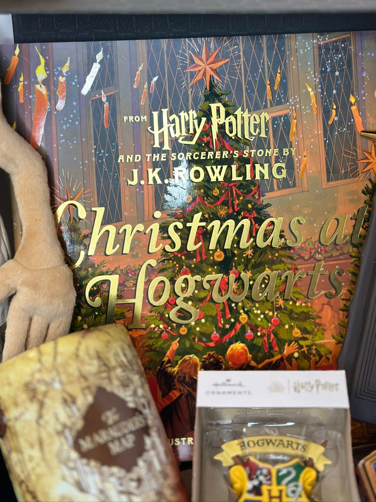 #86 Christmas at Hogwarts Gift Set
