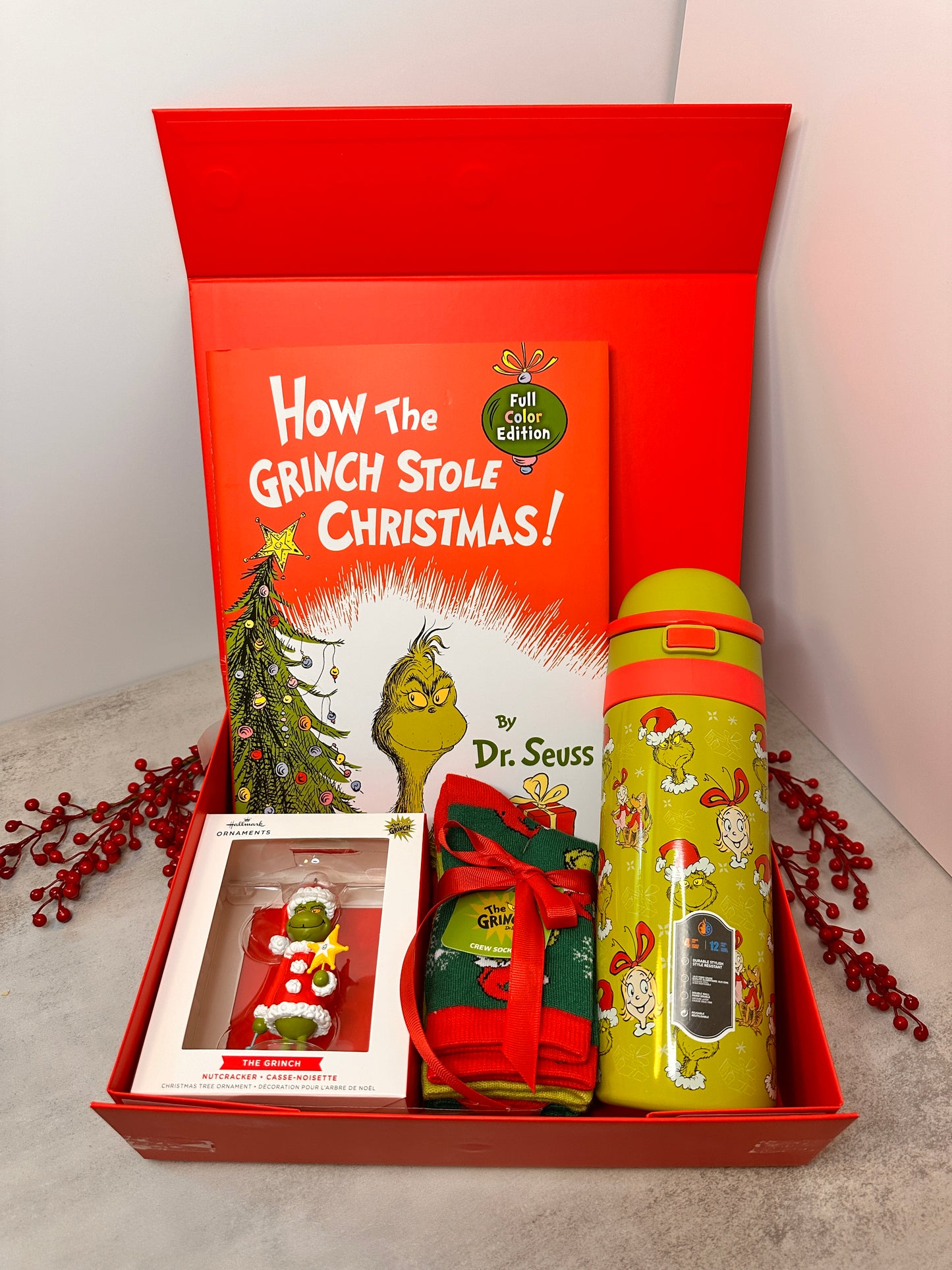 #81 Grinch Christmas Gift Set