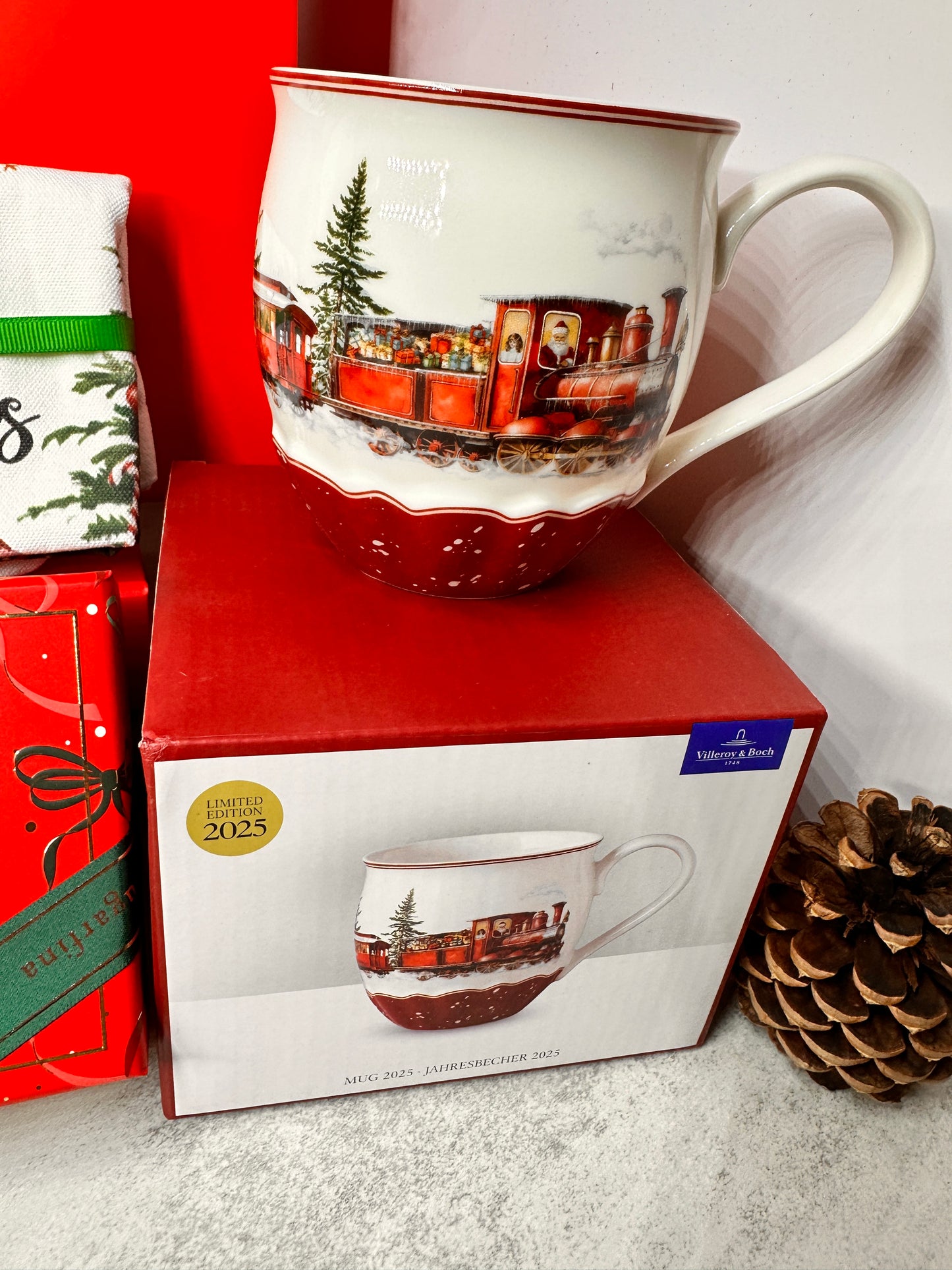 #108 Warmest Wishes Christmas Gift Box