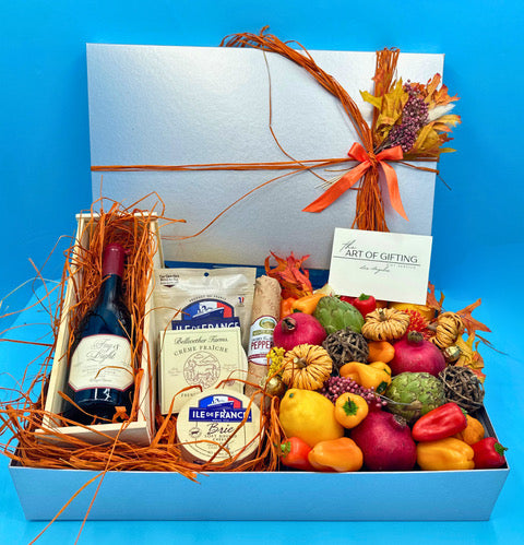 Fall style Thanksgiving food basket 